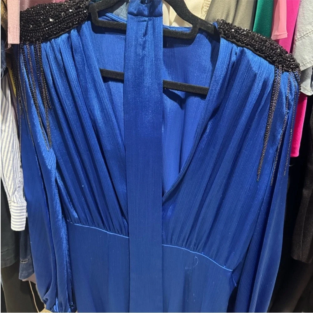 Bronx and Bonco Elegant Blue V-Neck Long Sleeve Maxi Dress with Belt - Picture 5 of 7